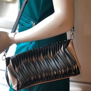 💥🎊🎉💎Gorgeous axel purse for women🎉💎💎💥